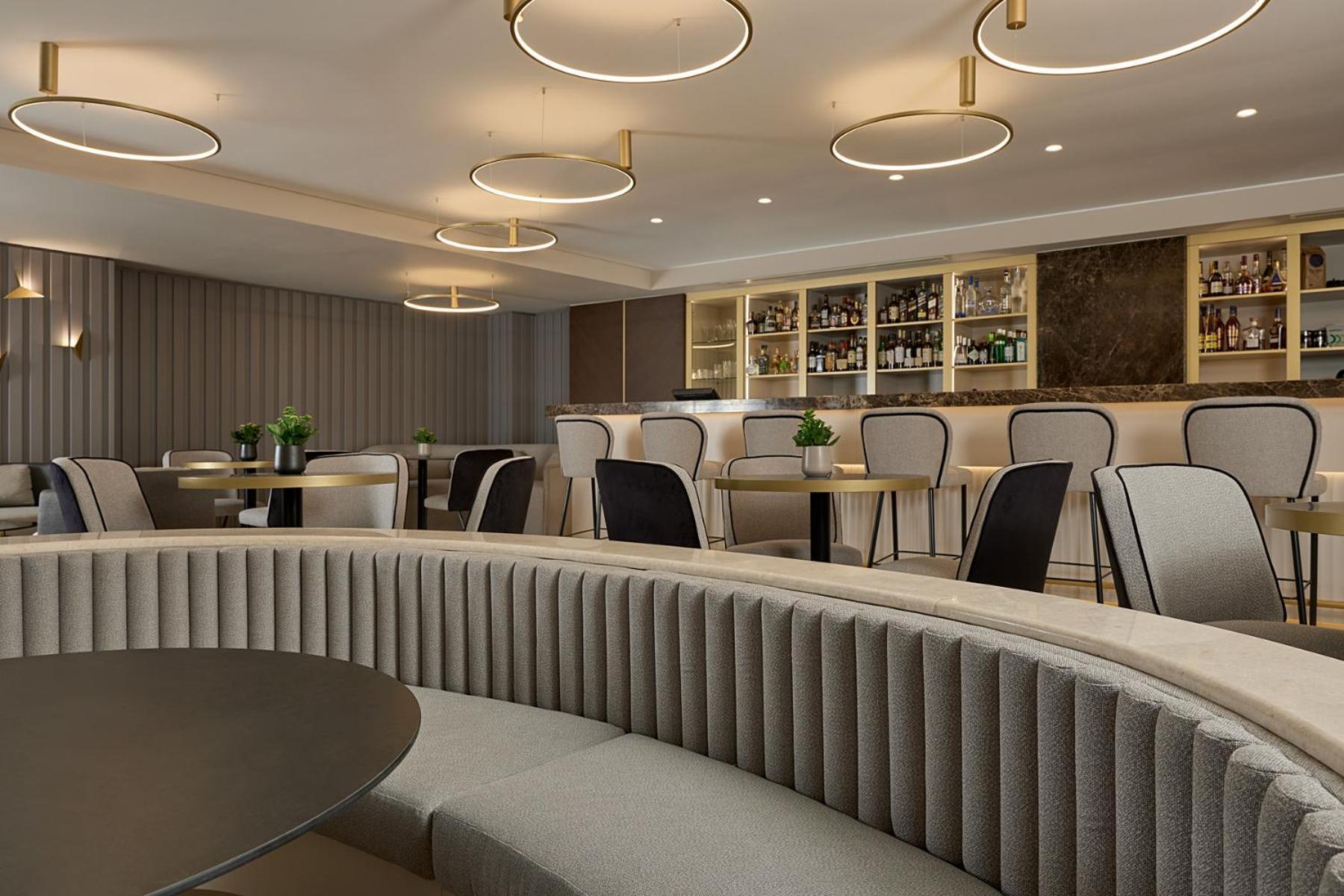 宫殿大酒店 塞萨洛尼基 外观 照片 The interior of the lounge